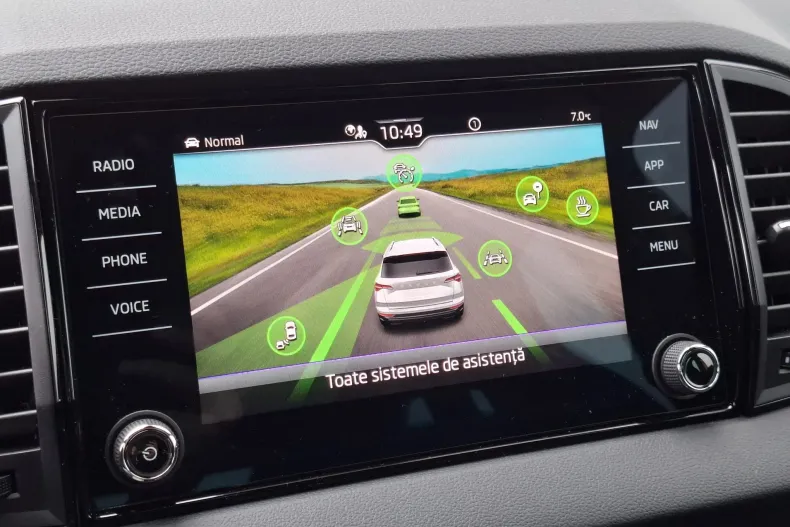 Skoda Karoq din 2025 cu 5.000 km - oferta SKO147860 - foto 26