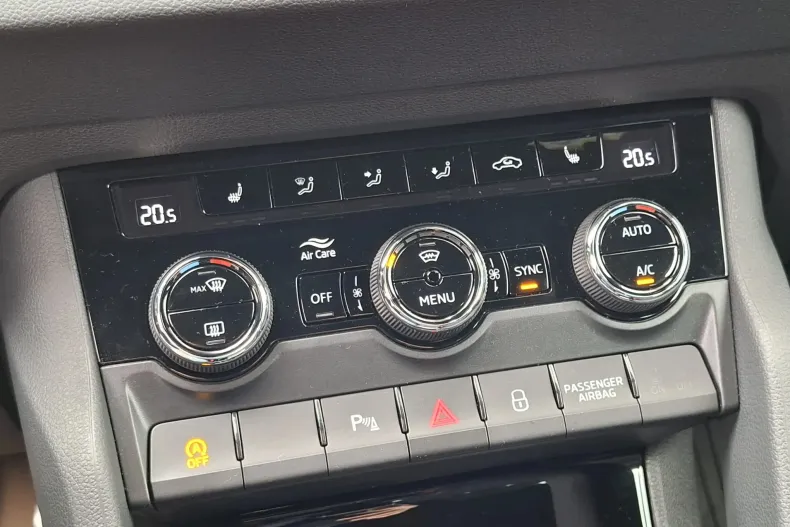 Skoda Karoq din 2025 cu 5.000 km - oferta SKO147860 - foto 30