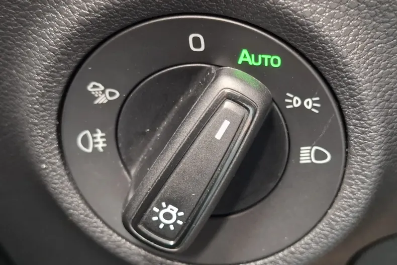 Skoda Karoq din 2025 cu 5.000 km - oferta SKO147860 - foto 32