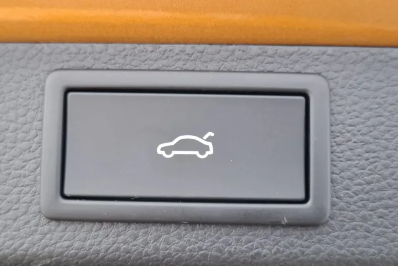 Skoda Karoq din 2025 cu 5.000 km - oferta SKO147860 - foto 34