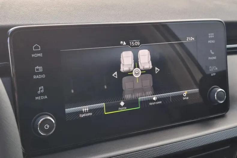 Skoda Kamiq din 2024 cu 5.854 km - oferta SKO147861 - foto 12