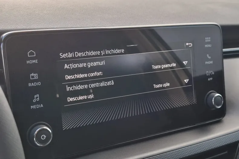 Skoda Kamiq din 2024 cu 5.854 km - oferta SKO147861 - foto 14