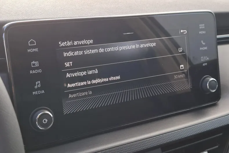 Skoda Kamiq din 2024 cu 5.854 km - oferta SKO147861 - foto 17