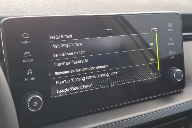 Skoda Kamiq din 2024 cu 5.854 km - oferta SKO147861 - foto 19