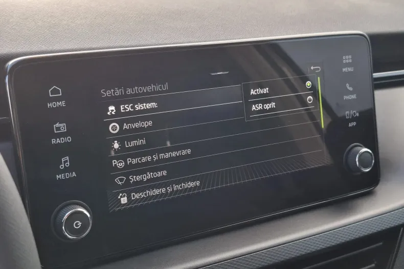 Skoda Kamiq din 2024 cu 5.854 km - oferta SKO147861 - foto 20