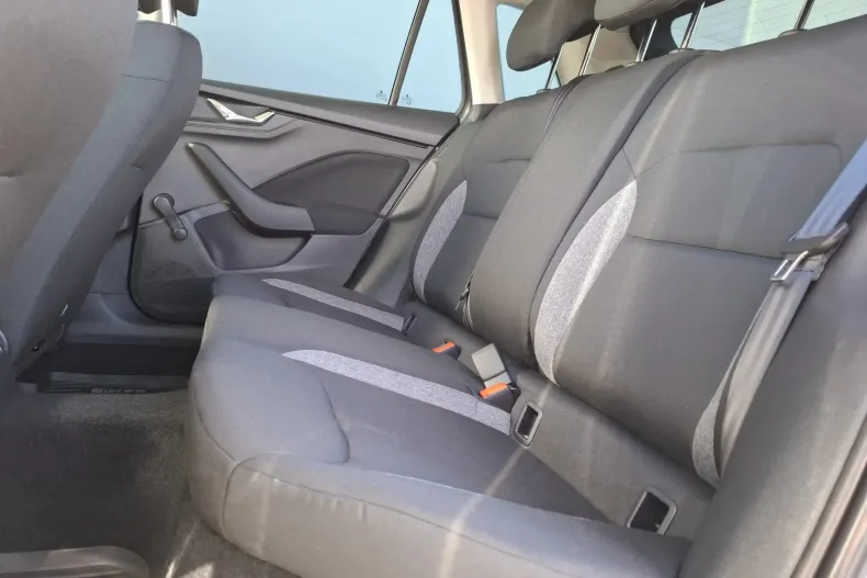 Skoda Kamiq din 2024 cu 5.854 km - oferta SKO147861 - foto 30