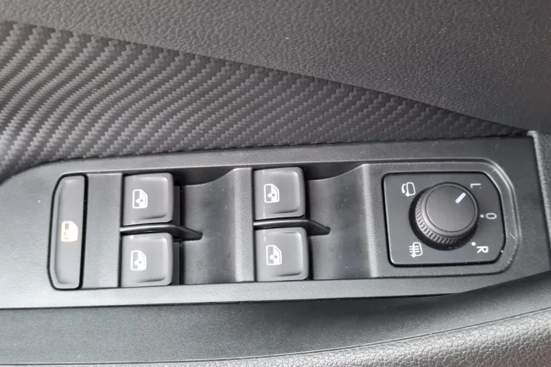 Skoda Kamiq din 2025 cu 2.500 km - oferta SKO147863 - foto 39