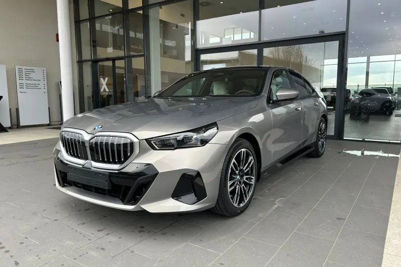 BMW Seria 5 din 2025 cu 7 km - oferta BMW147872 - foto 1