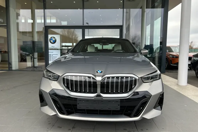 BMW Seria 5 din 2025 cu 7 km - oferta BMW147872 - foto 2