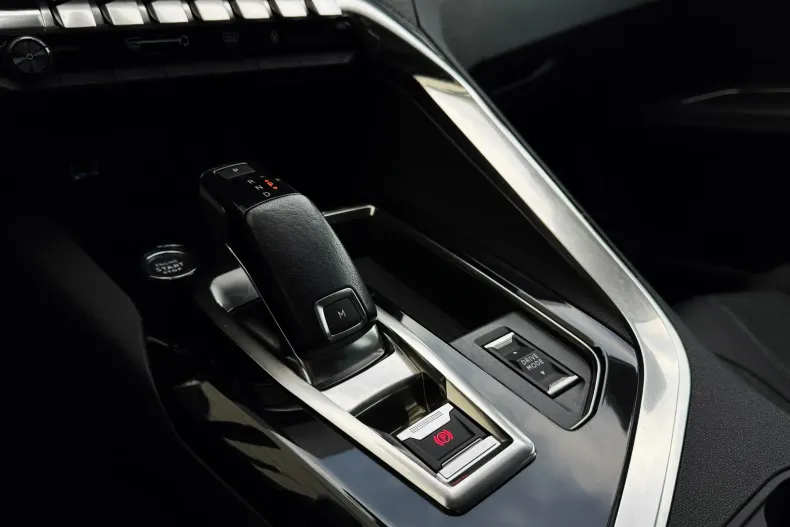 Peugeot 3008 din 2022 cu 161.000 km - oferta PEU147879 - foto 21