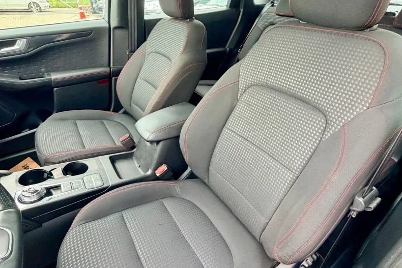 Ford Kuga din 2020 cu 90.400 km - oferta FOR147882 - foto 7