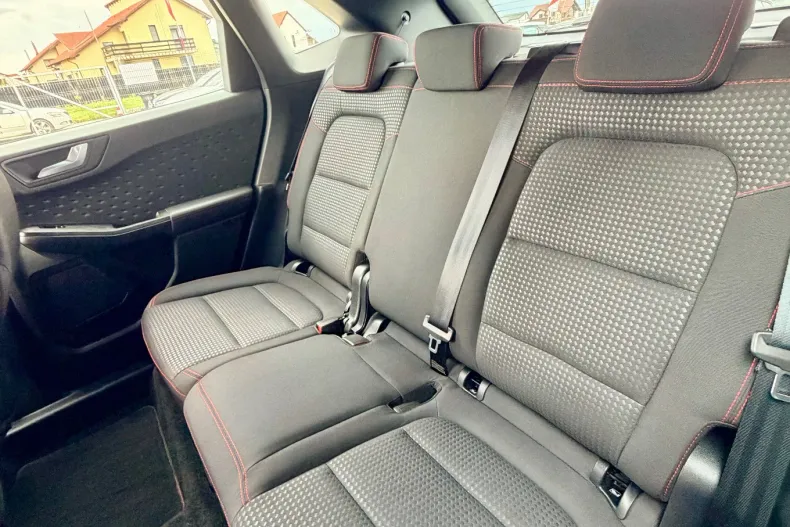 Ford Kuga din 2020 cu 90.400 km - oferta FOR147882 - foto 8