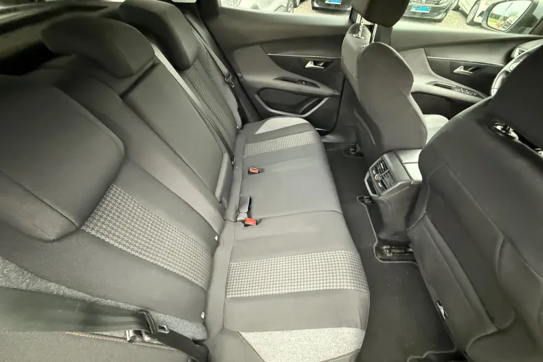 Peugeot 3008 din 2020 cu 127.000 km - oferta PEU147884 - foto 22