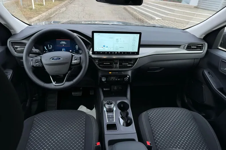 Ford Kuga din 2025 cu 5 km - oferta FOR147886 - foto 5