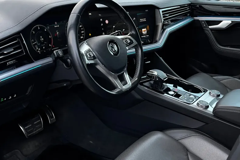 Volkswagen Touareg din 2019 cu 108.508 km - oferta VOL147888 - foto 11