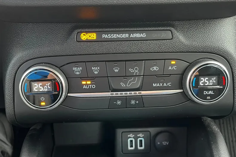 Ford Focus din 2021 cu 122.451 km - oferta FOR147889 - foto 22