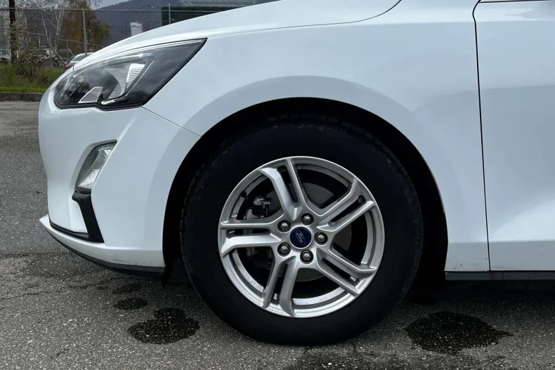 Ford Focus din 2021 cu 122.451 km - oferta FOR147889 - foto 28