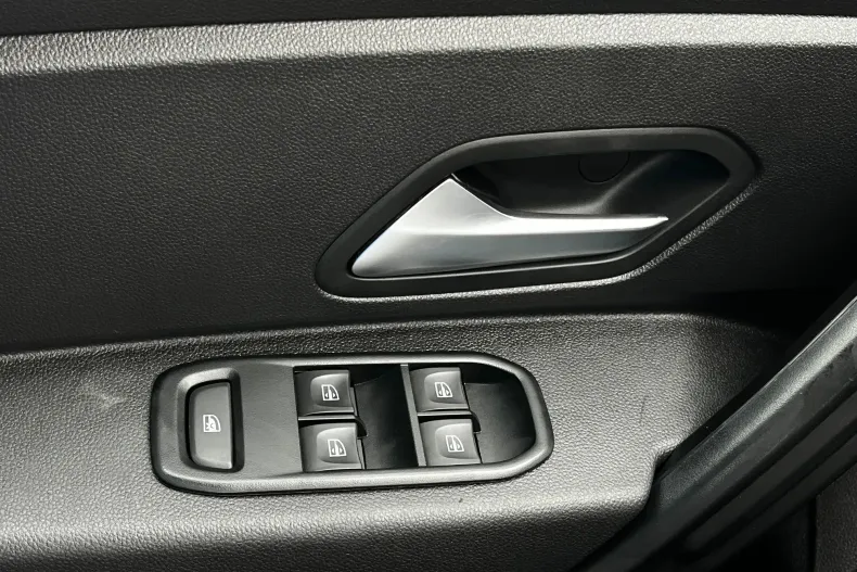 Dacia Duster din 2022 cu 74.358 km - oferta DAC147890 - foto 19