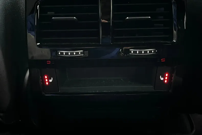 Volkswagen Touareg din 2022 cu 90.317 km - oferta VOL147891 - foto 14