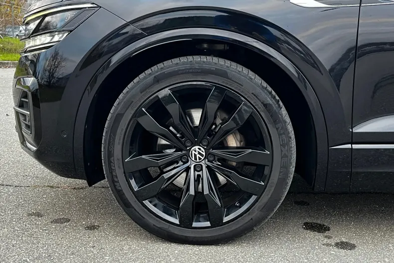 Volkswagen Touareg din 2022 cu 90.317 km - oferta VOL147891 - foto 30