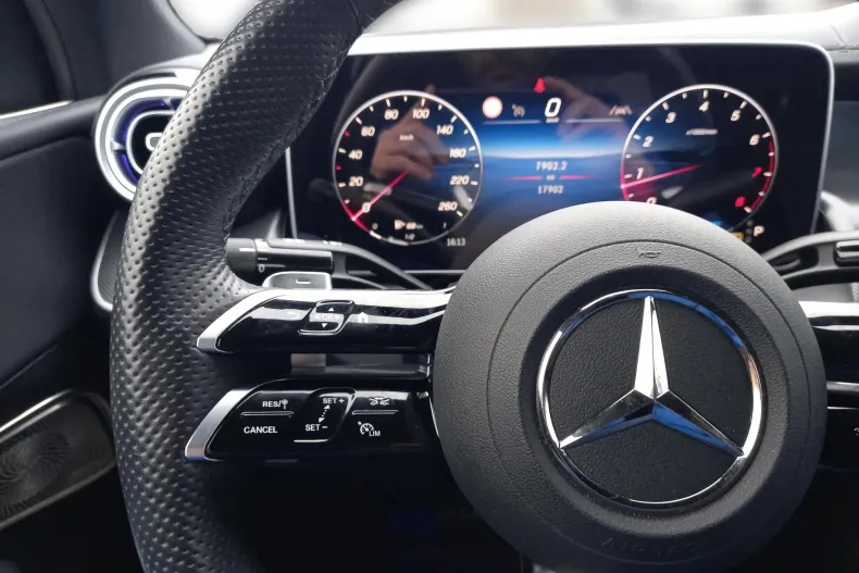 Mercedes-Benz GLC din 2024 cu 17.902 km - oferta MER147897 - foto 28