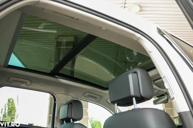 Volkswagen Touareg din 2021 cu 136.000 km - oferta VOL147901 - foto 37