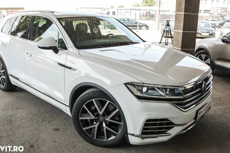 Volkswagen Touareg din 2021 cu 136.000 km - oferta VOL147901 - foto 39