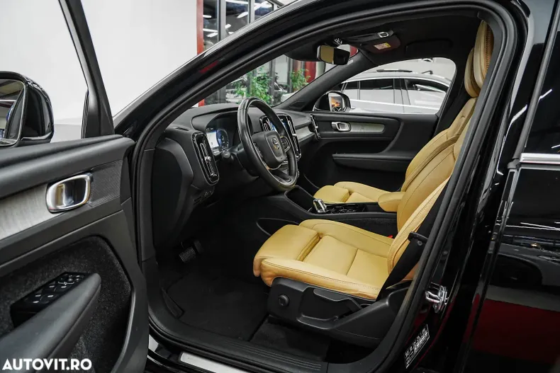Volvo XC40 din 2021 cu 75.000 km - oferta VOL147904 - foto 4