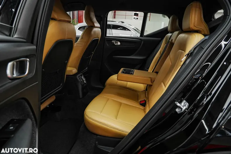 Volvo XC40 din 2021 cu 75.000 km - oferta VOL147904 - foto 6