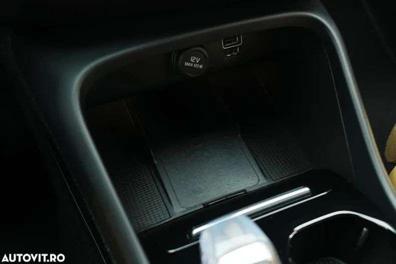 Volvo XC40 din 2021 cu 75.000 km - oferta VOL147904 - foto 34