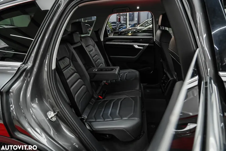 Volkswagen Touareg din 2022 cu 72.000 km - oferta VOL147909 - foto 8