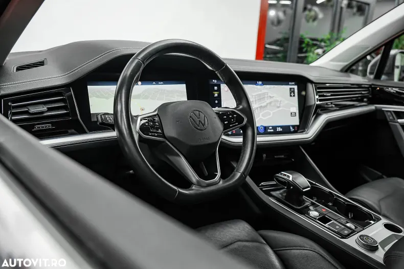 Volkswagen Touareg din 2022 cu 72.000 km - oferta VOL147909 - foto 10