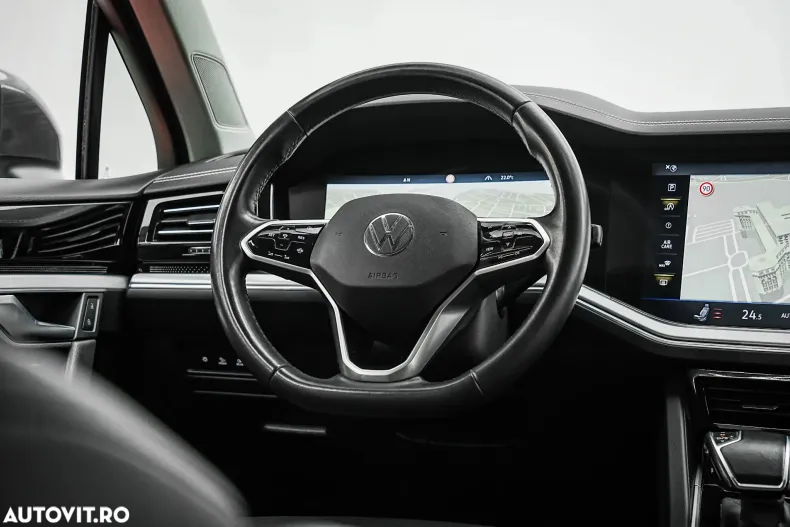 Volkswagen Touareg din 2022 cu 72.000 km - oferta VOL147909 - foto 12