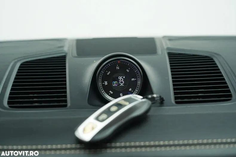 Porsche Cayenne din 2020 cu 100.000 km - oferta POR147910 - foto 33