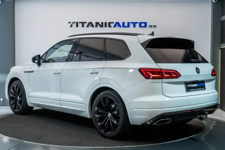 Volkswagen Touareg din 2019 cu 118.375 km - oferta VOL147912 - foto 3