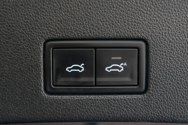 Volkswagen Touareg din 2019 cu 118.375 km - oferta VOL147912 - foto 21