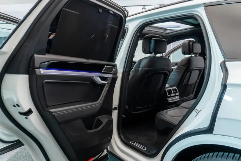 Volkswagen Touareg din 2019 cu 118.375 km - oferta VOL147912 - foto 23