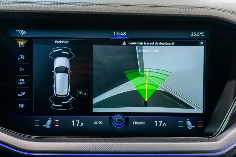 Volkswagen Touareg din 2019 cu 118.375 km - oferta VOL147912 - foto 35