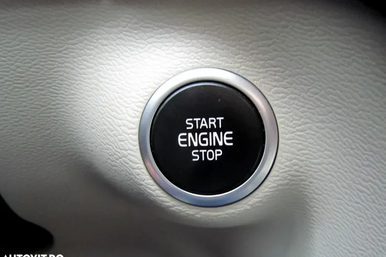 Volvo XC40 din 2020 cu 146.691 km - oferta VOL147915 - foto 23