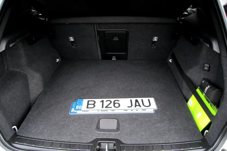 Volvo XC40 din 2020 cu 146.691 km - oferta VOL147915 - foto 25