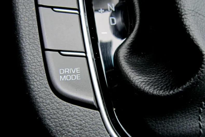 Hyundai i30 din 2020 cu 178.168 km - oferta HYU147917 - foto 12