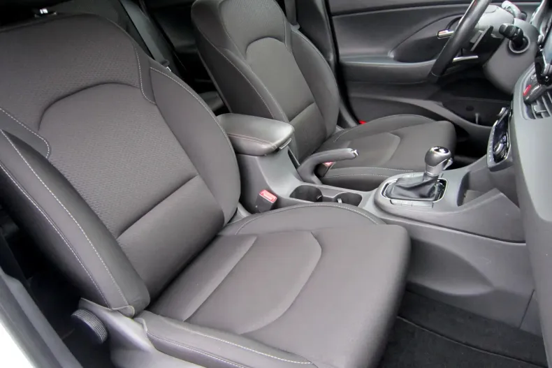 Hyundai i30 din 2020 cu 178.168 km - oferta HYU147917 - foto 20