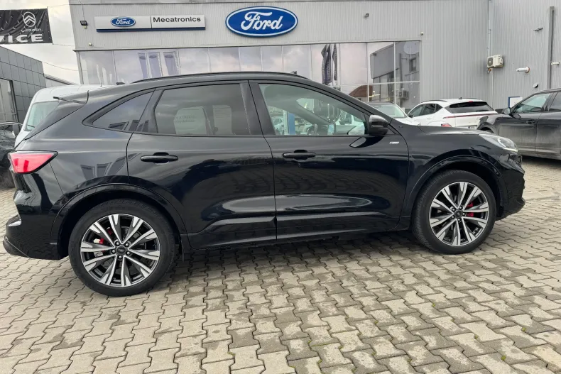 Ford Kuga din 2022 cu 91.733 km - oferta FOR147920 - foto 5