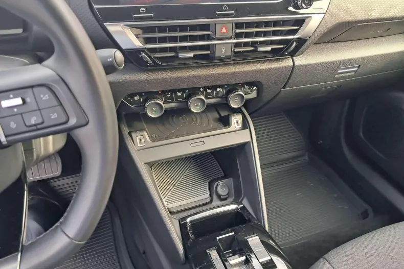 Citroën C4X din 2024 cu 12.000 km - oferta CIT147921 - foto 7