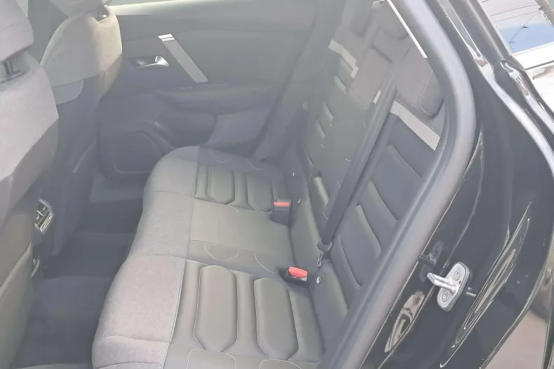 Citroën C4X din 2024 cu 12.000 km - oferta CIT147921 - foto 15