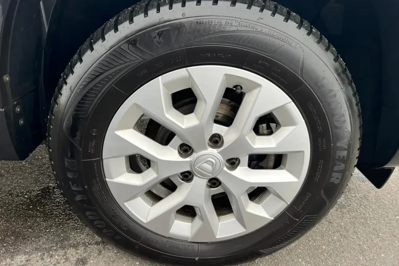 Dacia Duster din 2022 cu 60.282 km - oferta DAC147923 - foto 6