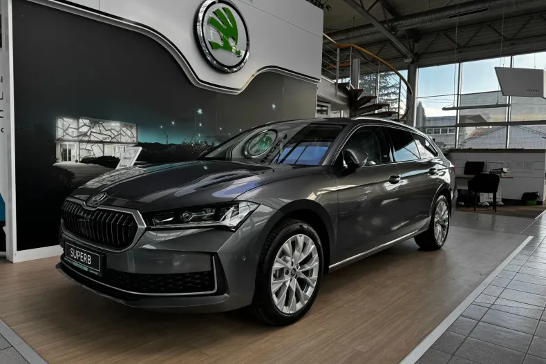 Skoda Superb din 2025 cu 5 km - oferta SKO147926 - foto 1