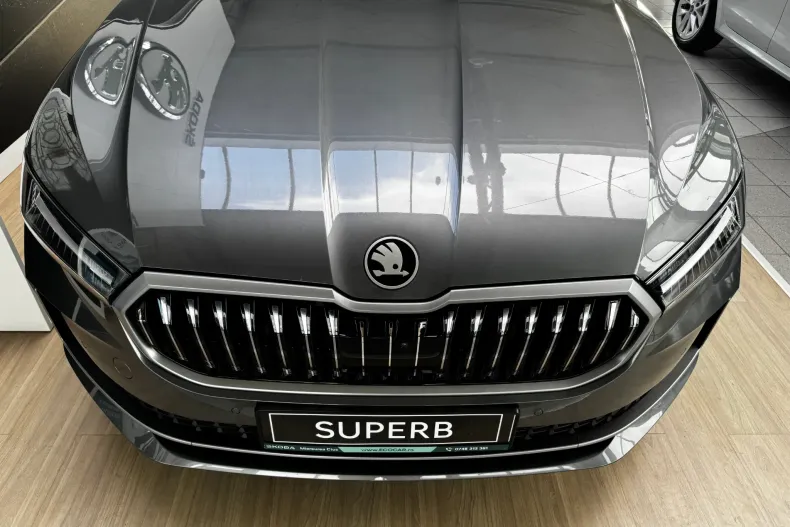 Skoda Superb din 2025 cu 5 km - oferta SKO147926 - foto 4