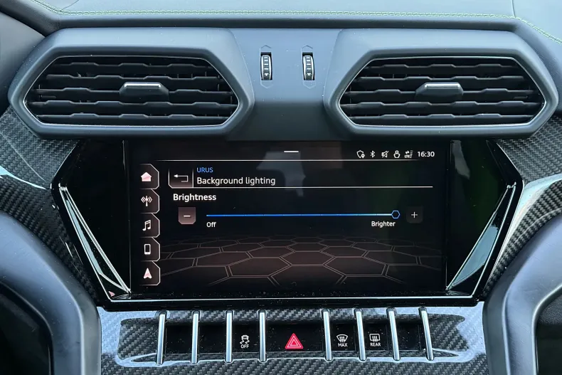 Lamborghini Urus din 2022 cu 37.500 km - oferta LAM147927 - foto 18