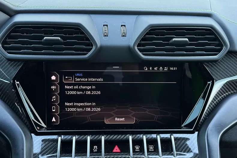 Lamborghini Urus din 2022 cu 37.500 km - oferta LAM147927 - foto 34